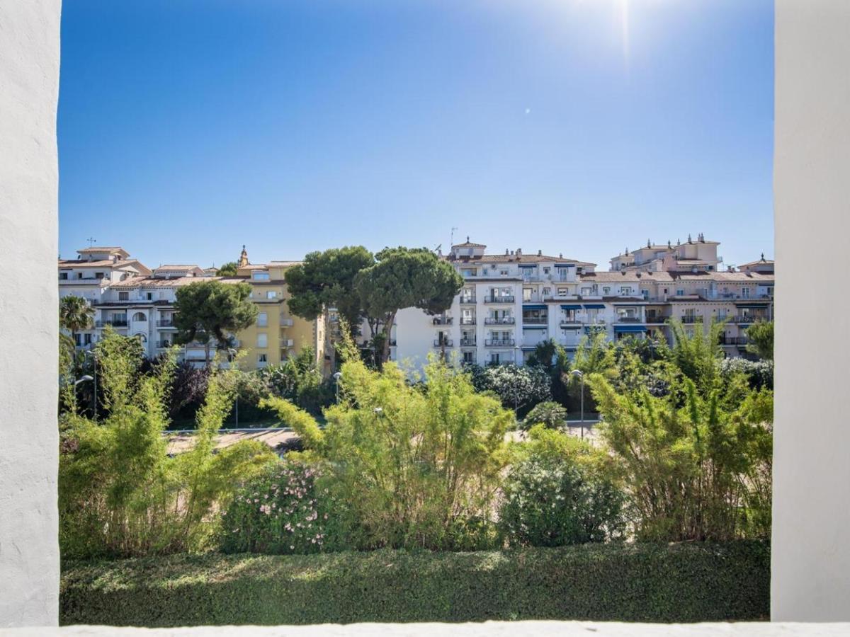 Apartamento De 2 Dormitorios En Playas Del Duque Marbella Esterno foto