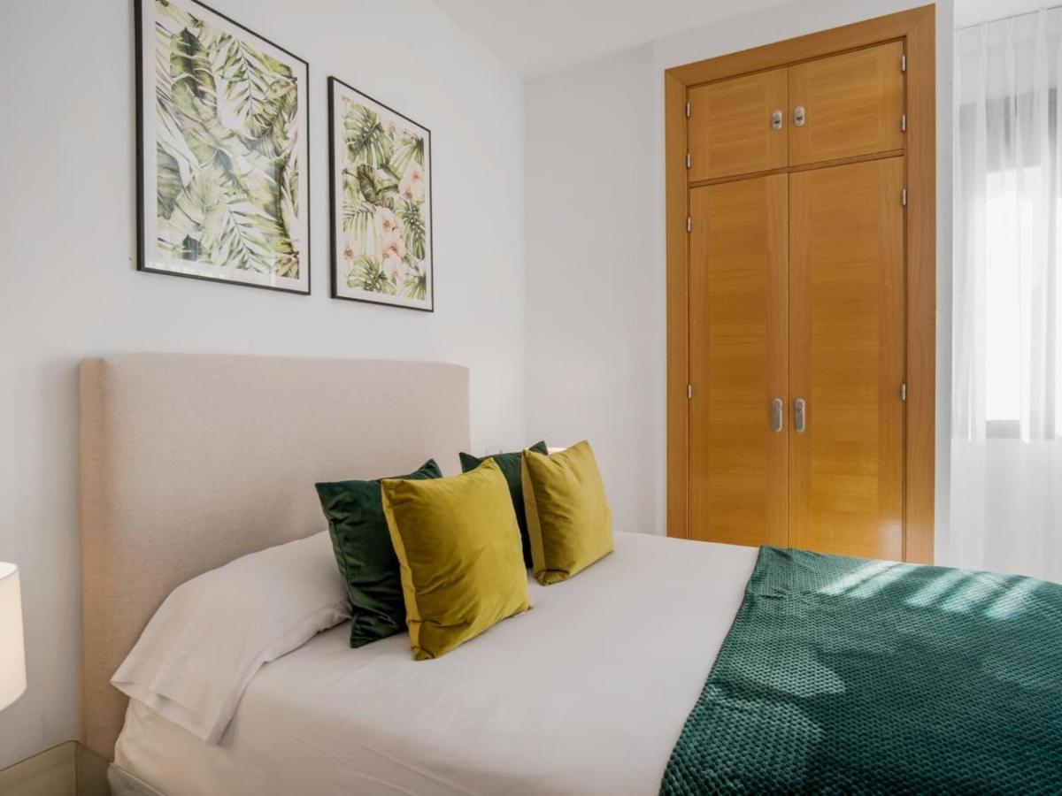 Apartamento De 2 Dormitorios En Playas Del Duque Marbella Esterno foto
